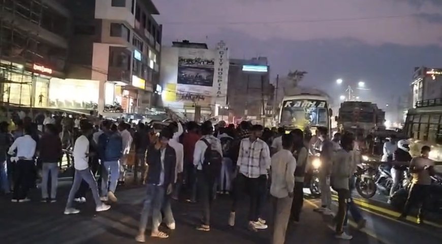 गुना में ट्रकों का कहर जारी , कोचिंग से लौट रहे छात्र को ट्रक ने रौंदा