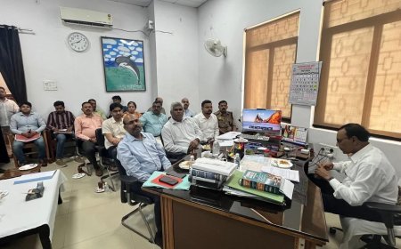राष्ट्रीय लोक अदालत की तैयारियों को लेकर ललितपुर में बैठक आयोजित