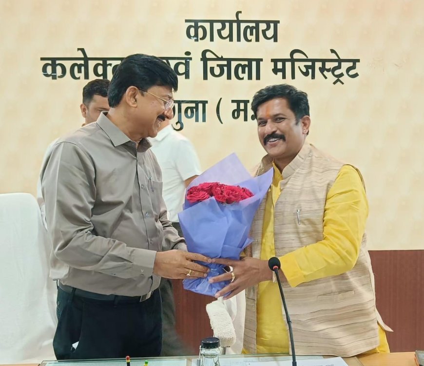 इलेक्ट्रिक कार से गुना पहुंचे केपी यादव , स्वागत से दूर रहे सिंधिया समर्थक