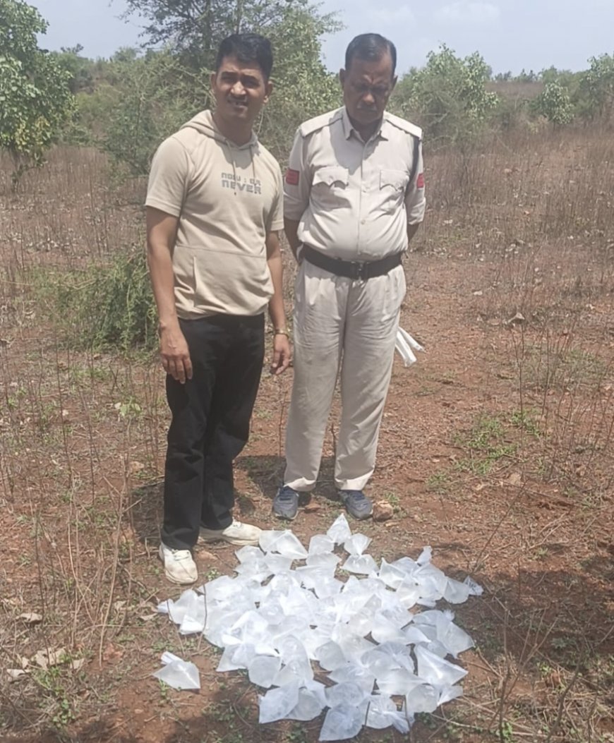 गुना में आबकारी विभाग का शिकंजा, 60 लीटर अवैध हाथभट्टी शराब जब्त, आरोपी फरार