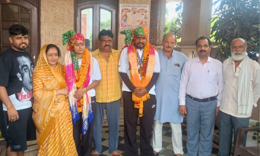 अंतरराष्ट्रीय विजेता अमन-निकुंज की अगवानी में उमड़ा गुना