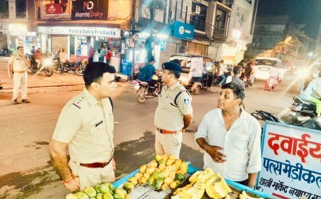 सड़कों पर उतरी यातायात पुलिस, अवैध पार्किंग और अतिक्रमण पर चला शिकंजा