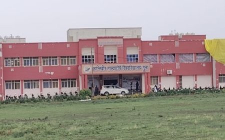 3 साल पहले बनी बिल्डिंग की खुली पोल