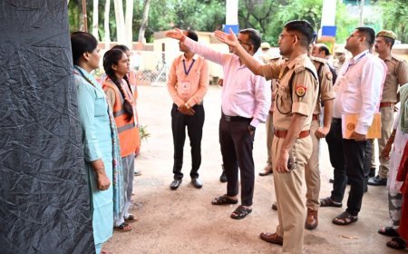डीएम-एसपी ने UPTET-2026 परीक्षा केंद्रों का किया निरीक्षण, सुरक्षा व्यवस्थाओं का लिया जायजा