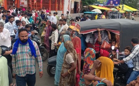 मुक्तिधाम के विवाद में मीना-लोधा समाज आमने-सामने, चौराहे पर चक्काजाम