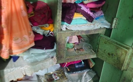 सहायक सचिव के घर में करोड़ों की चोरी,खिड़की काटकर घर में घुसे 10-12 बदमाश, ढाई क्विंटल वजनी तिजोरी और बाइक लेकर हुए रफूचक्कर