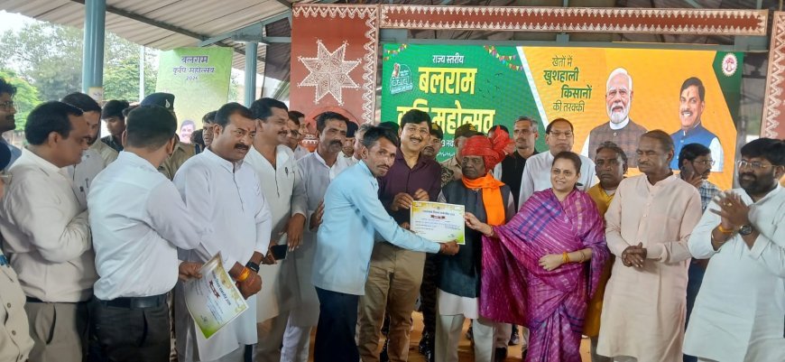गो आधारित खेती और नशामुक्ति के क्षेत्र में 20 वर्षों से जुटे भगत सिंह धाकड़ सम्मानित