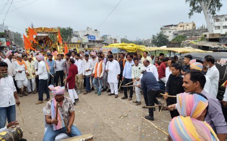 गूंजा हलछठ और भगवान बलराम का जयकारा