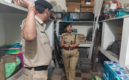 कप्तान ने मालखाने की फाइलें खंगालीं, जवानों का निशाना परखा