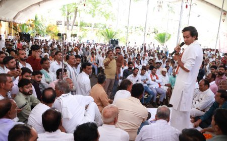 राहुल के युवा संवाद की तैयारियों को लेकर मधुसूदनगढ़ में कांग्रेस की अहम बैठक