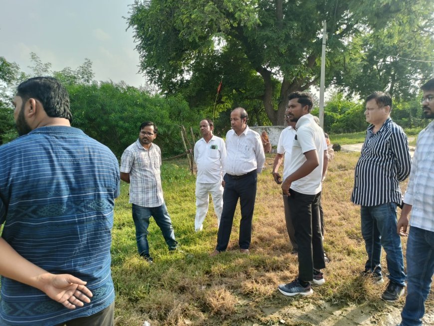 एडीएम( नमामि गंगे )ने कुरारा ब्लॉक के गांवों का किया औचक निरीक्षण, पाइपलाइन और पेयजल व्यवस्था की जांच